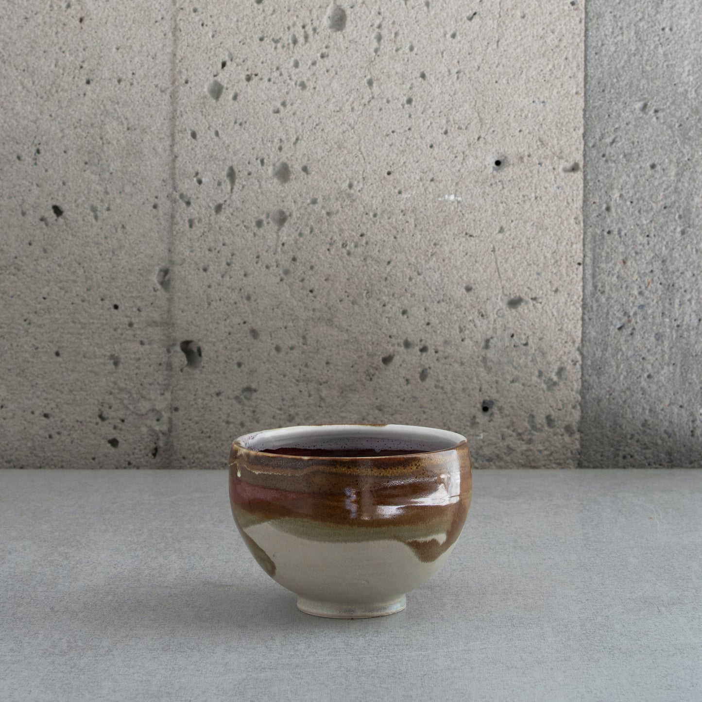 #474 Round raspberry bowl