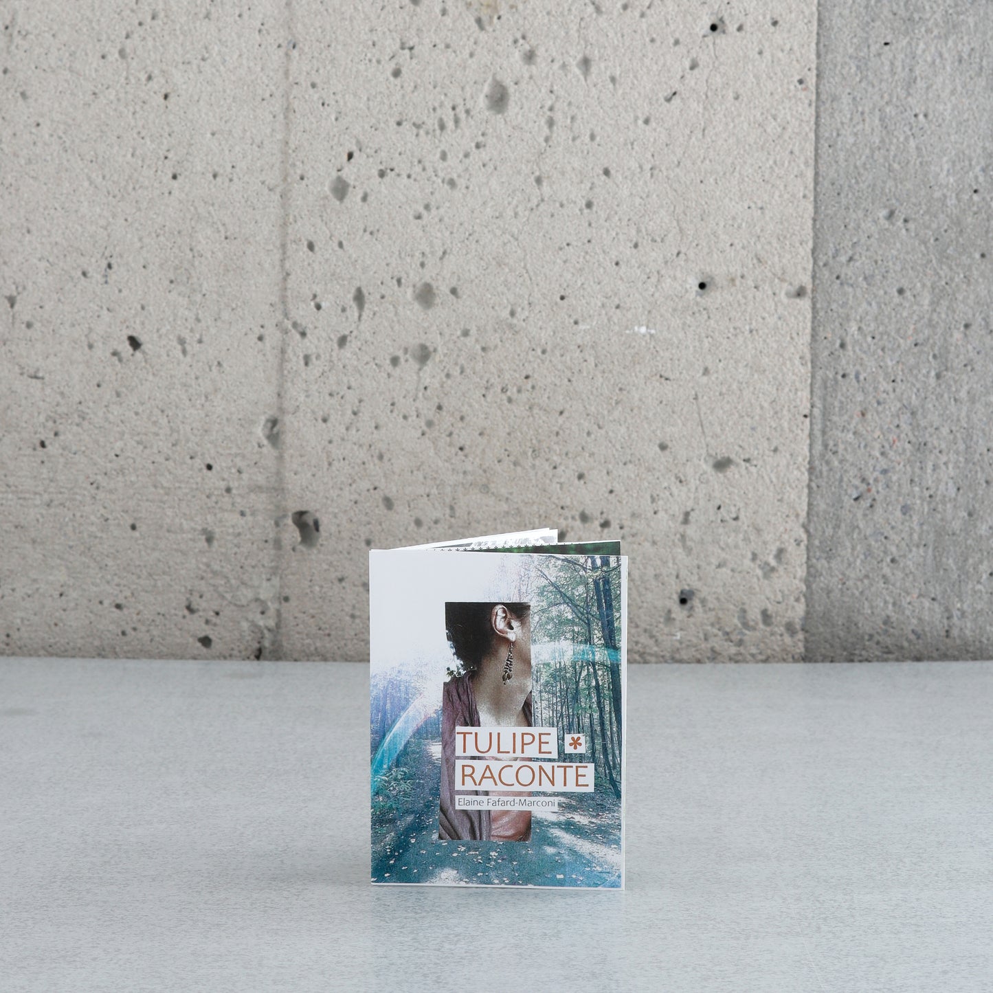 "Tulip tells" - Elaine Fafard-Marconi